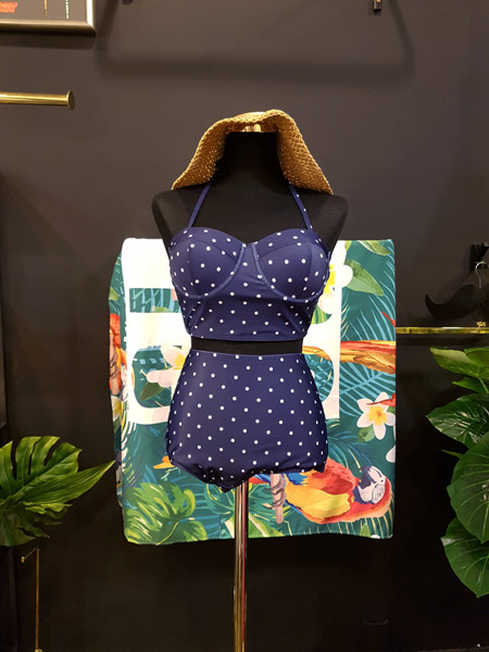 <b><p>Mourning Body cover Mare dot volume Wopom</p></b><b><p>無排 体型カバー マリン ドット ボリューム ワンポン ホルター ハイウエスト ビキニ</p></b><br /><br /><p align='center'>