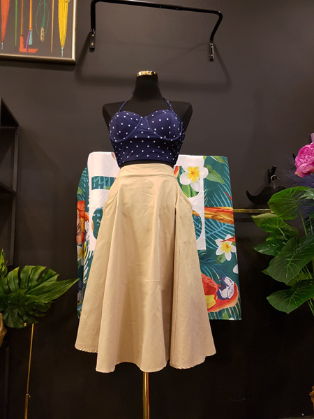 <b><p>Mourning Body cover Mare dot volume Wopom</p></b><b><p>無排 体型カバー マリン ドット ボリューム ワンポン ホルター ハイウエスト ビキニ</p></b><br /><br /><p align='center'>