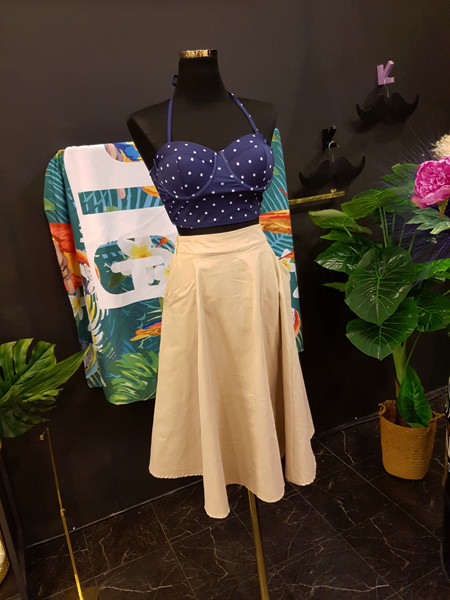 <b><p>Mourning Body cover Mare dot volume Wopom</p></b><b><p>無排 体型カバー マリン ドット ボリューム ワンポン ホルター ハイウエスト ビキニ</p></b><br /><br /><p align='center'>