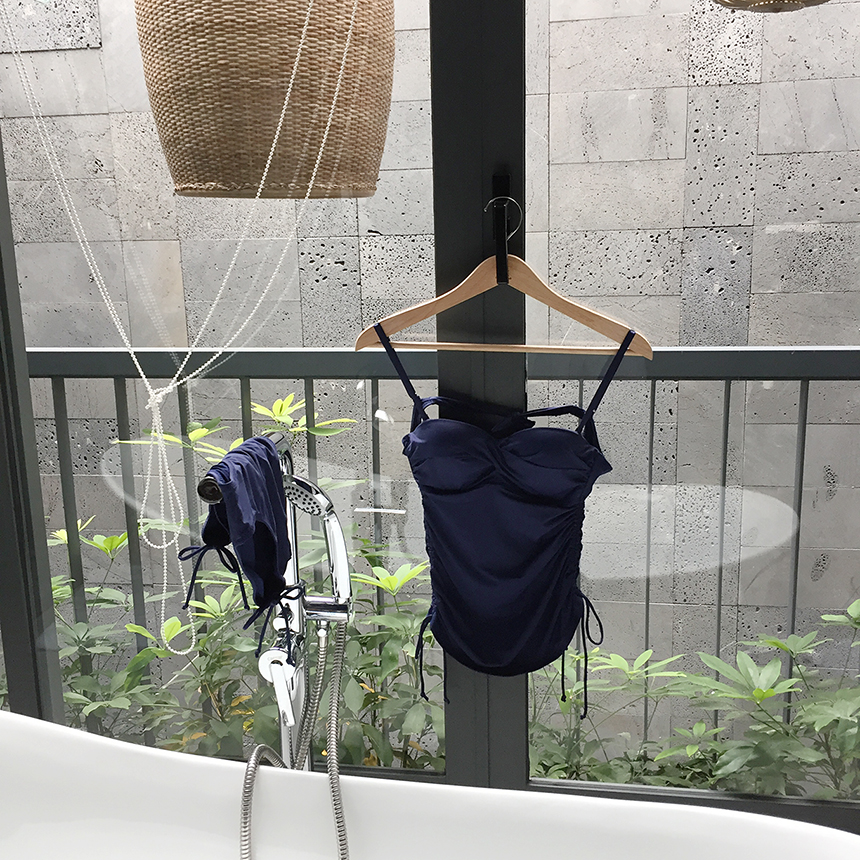 <b><p>Shirring biki 2 pcs we Mono bath suit Women's</p></b><b><p>シャーリング ビキニ 2 個数 ワイヤー モノ水着 女性のセット ねじれ ワンポン</p></b><br /><br /><p align='center'>
