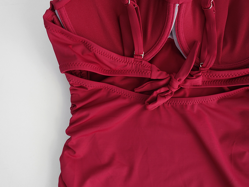 <b><p>Shirring biki 2 pcs we Mono bath suit Women's</p></b><b><p>シャーリング ビキニ 2 個数 ワイヤー モノ水着 女性のセット ねじれ ワンポン</p></b><br /><br /><p align='center'>