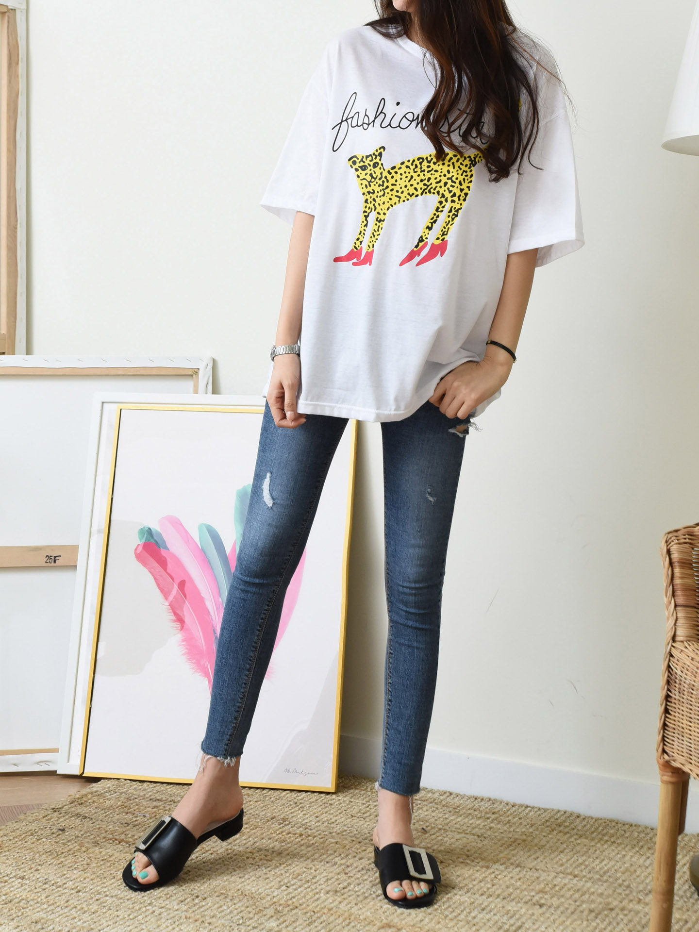 <b><p>1 Cheetah ltering Short Slve Polo round basic</p></b><b><p>1 チーターレタリング 半袖Tシャツ ラウンド ベーシック 女性 基本 夏 大学生ル</p></b><br /><br /><p align='center'>