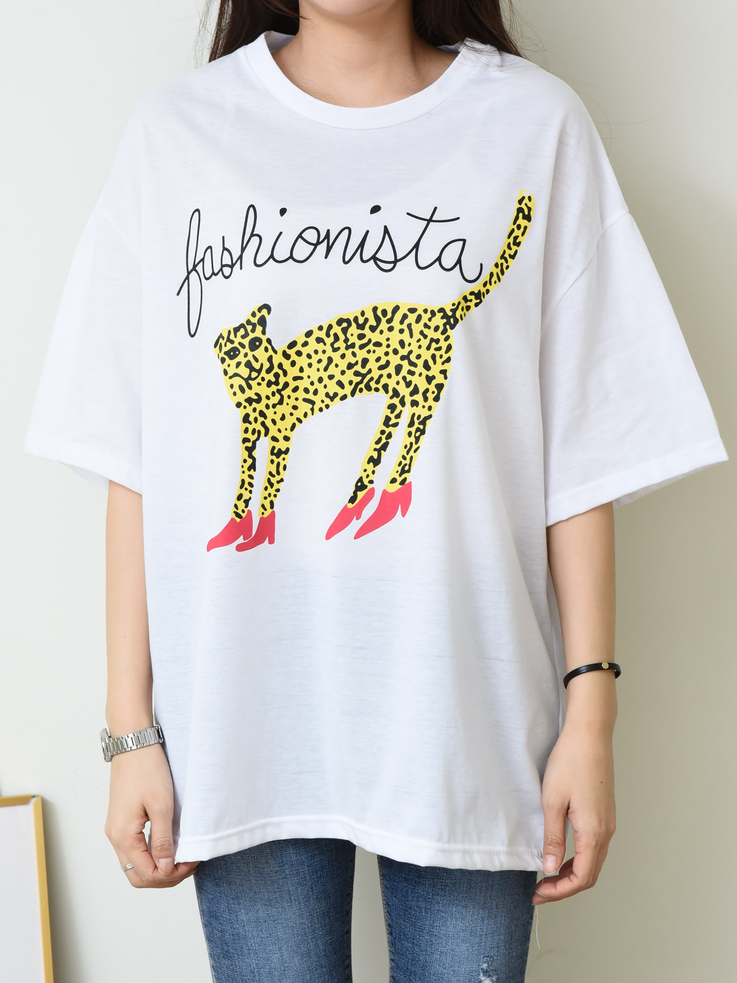 <b><p>1 Cheetah ltering Short Slve Polo round basic</p></b><b><p>1 チーターレタリング 半袖Tシャツ ラウンド ベーシック 女性 基本 夏 大学生ル</p></b><br /><br /><p align='center'>