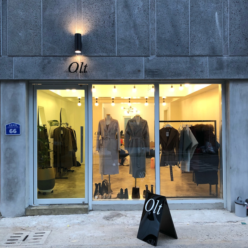 <b><p>_lab Fme Monokini Hawaiian style Suit for</p></b><b><p>_ラップ 捺染 モノキニ ハワイアンスタイル ビーチウェアにふさわしい 薄い見える水着</p></b><br /><br /><p align='center'>