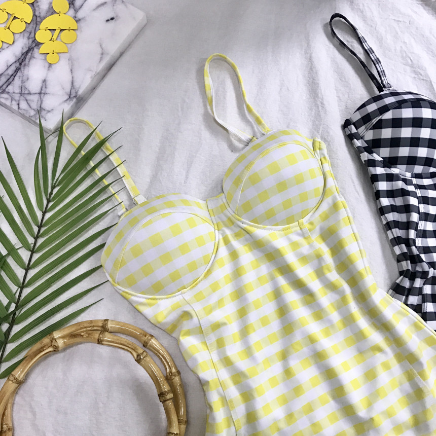 <b><p>check Monokini Teenage woman Vacati summer</p></b><b><p>チェック モノキニ 10代の女性 バカンス 夏 ビーチコーディネート かわいいワンピース水着</p></b><br /><br /><p align='center'>