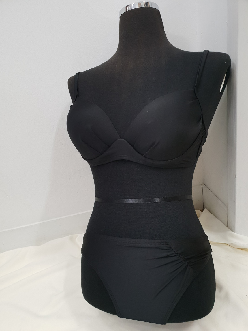 <b><p>1 black Two Piece bikini sky flower Long</p></b><b><p>1 ブラック ツーピース ビキニ スカイ フラワー 長袖 モノ スリー セット セクシー水着</p></b><br /><br /><p align='center'>