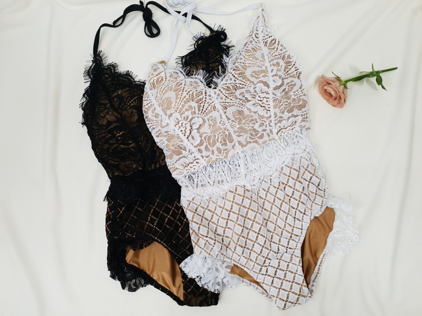 <b><p>race Frill one pie Mokini 2color Woman n-sexy</p></b><b><p>レース フリル ワンピ モノキニ 2色 女性非セクシーファッション 薄い見える水着</p></b><br /><br /><p align='center'>