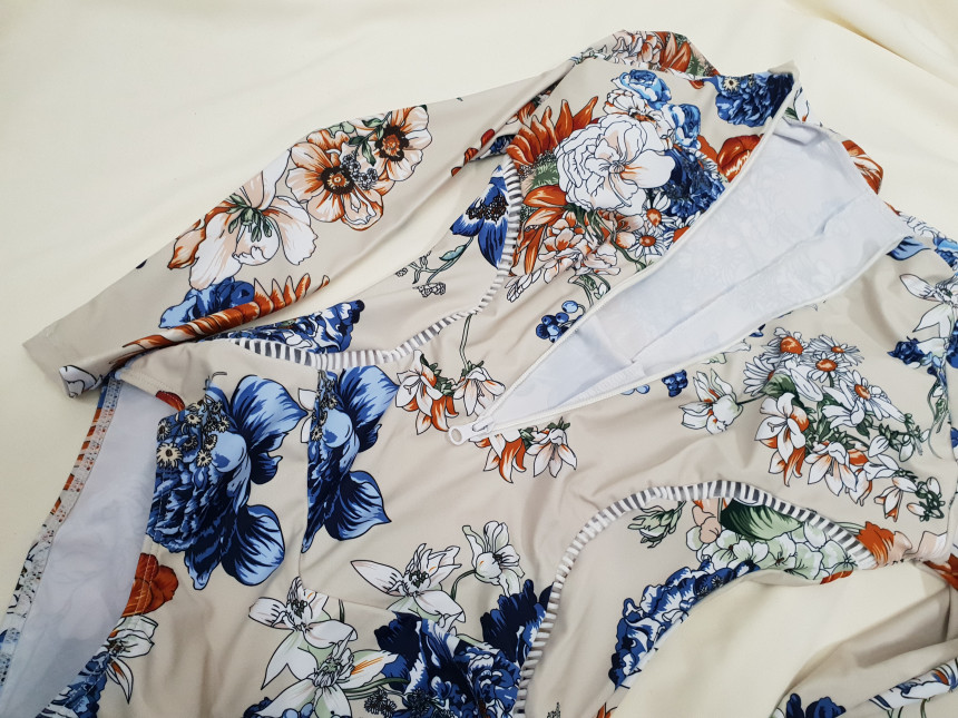 <b><p>front zipper flow Lg sleeve piece Mokini</p></b><b><p>前 ファスナー フラワー 長袖 ワンピース モノキニ 便利な 弾力性のある レジャールック</p></b><br /><br /><p align='center'>