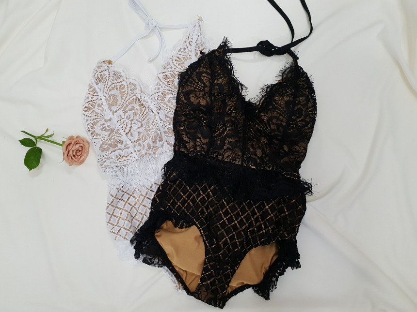 <b><p>race Frill one pie Mokini 2color Woman n-sexy</p></b><b><p>レース フリル ワンピ モノキニ 2色 女性非セクシーファッション 薄い見える水着</p></b><br /><br /><p align='center'>