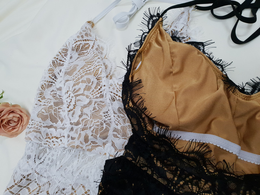 <b><p>race Frill one pie Mokini 2color Woman n-sexy</p></b><b><p>レース フリル ワンピ モノキニ 2色 女性非セクシーファッション 薄い見える水着</p></b><br /><br /><p align='center'>