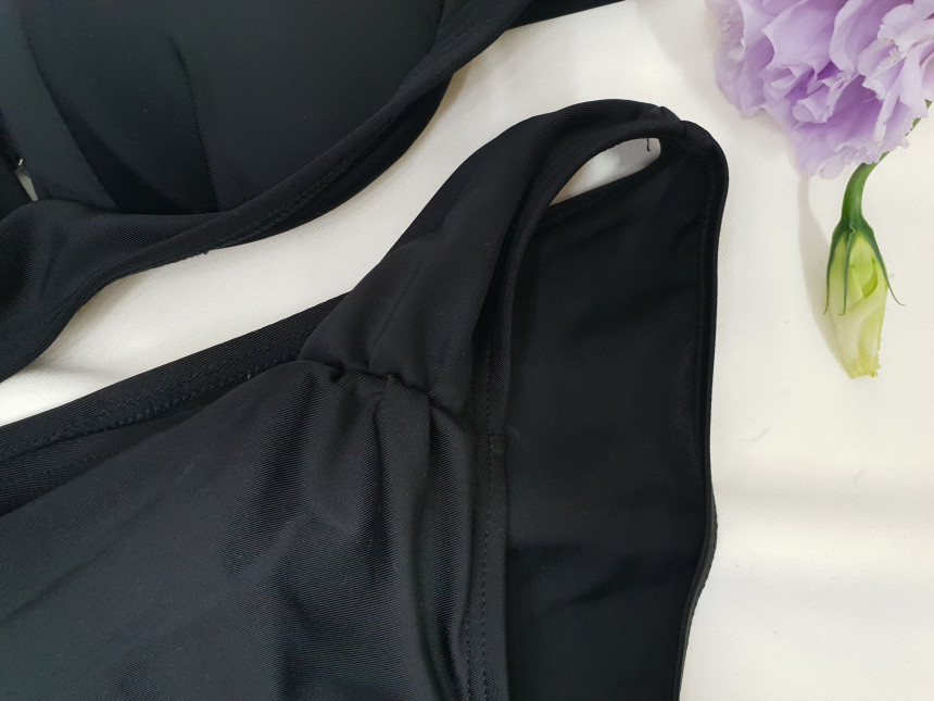 <b><p>1 black Two Piece bikini sky flower Long</p></b><b><p>1 ブラック ツーピース ビキニ スカイ フラワー 長袖 モノ スリー セット セクシー水着</p></b><br /><br /><p align='center'>