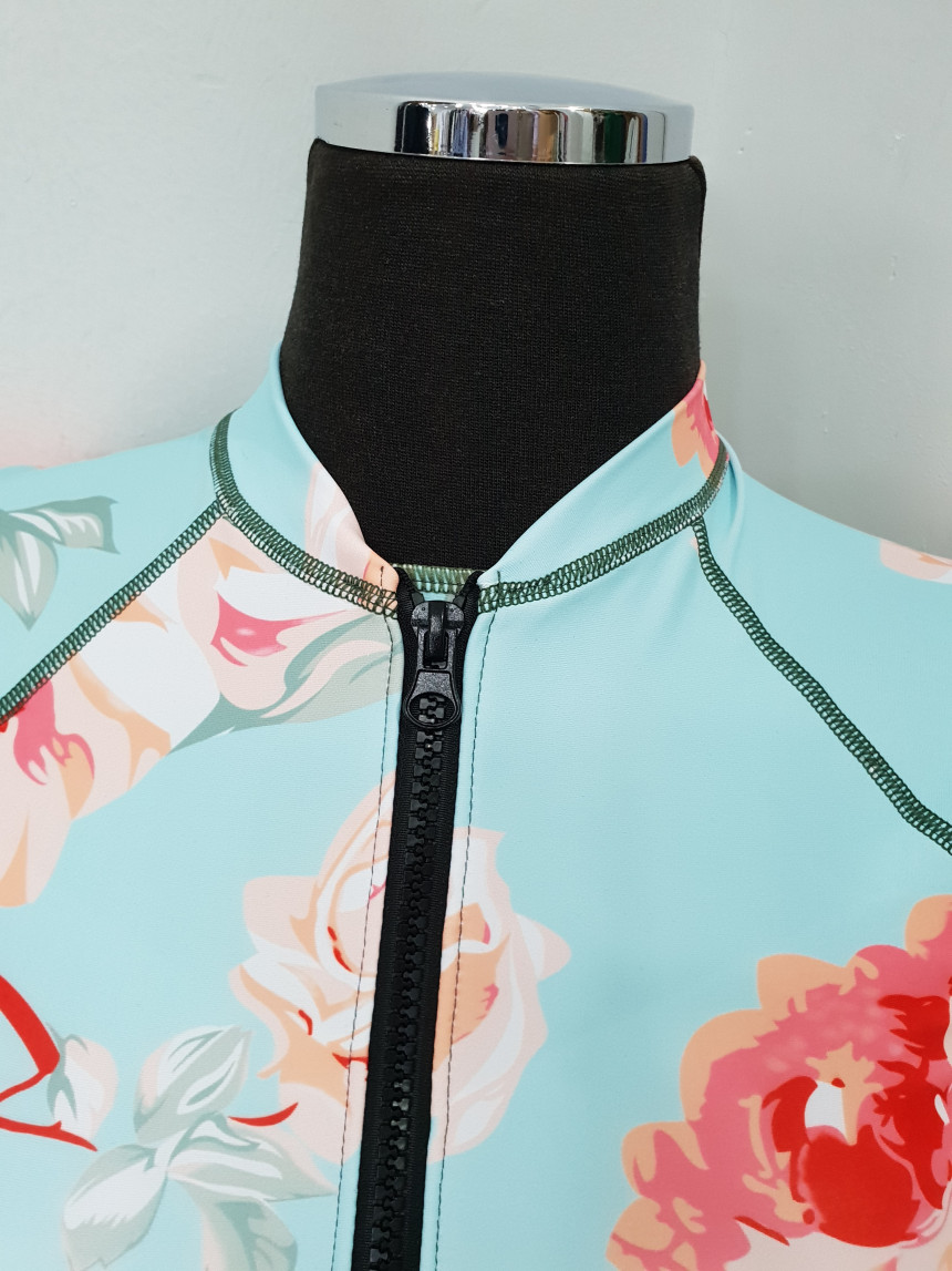 <b><p>1 black Two Piece bikini sky flower Long</p></b><b><p>1 ブラック ツーピース ビキニ スカイ フラワー 長袖 モノ スリー セット セクシー水着</p></b><br /><br /><p align='center'>