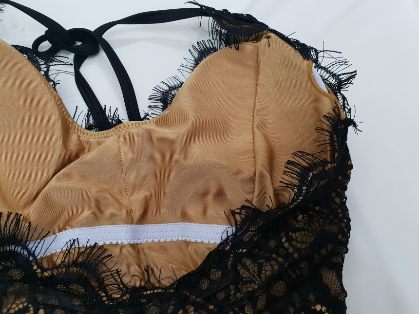 <b><p>race Frill one pie Mokini 2color Woman n-sexy</p></b><b><p>レース フリル ワンピ モノキニ 2色 女性非セクシーファッション 薄い見える水着</p></b><br /><br /><p align='center'>