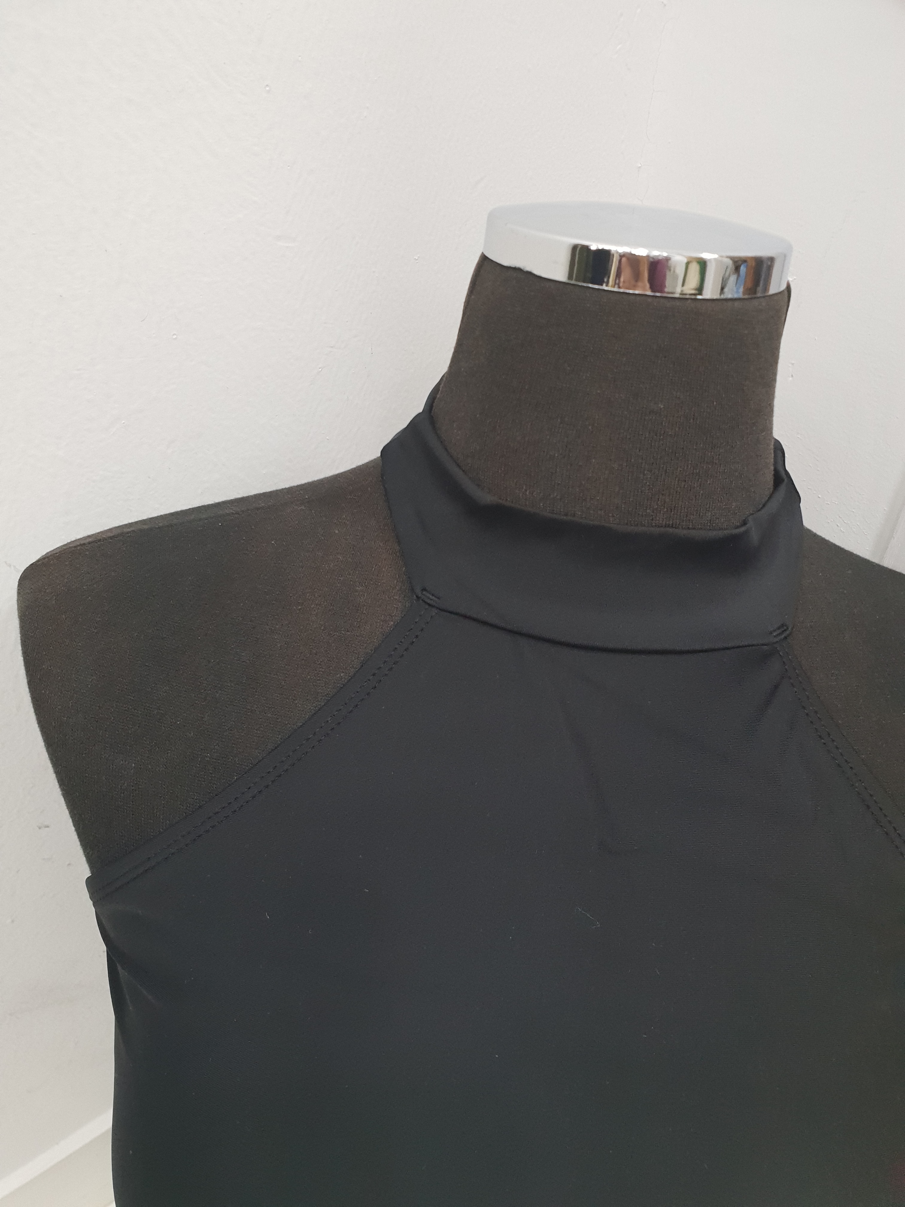 <b><p>amount All High waist Halter Two Piece bikini</p></b><b><p>両 ひらき ハイウエスト ホルターネック ツーピース ビキニ 2色 セクシーファッション</p></b><br /><br /><p align='center'>