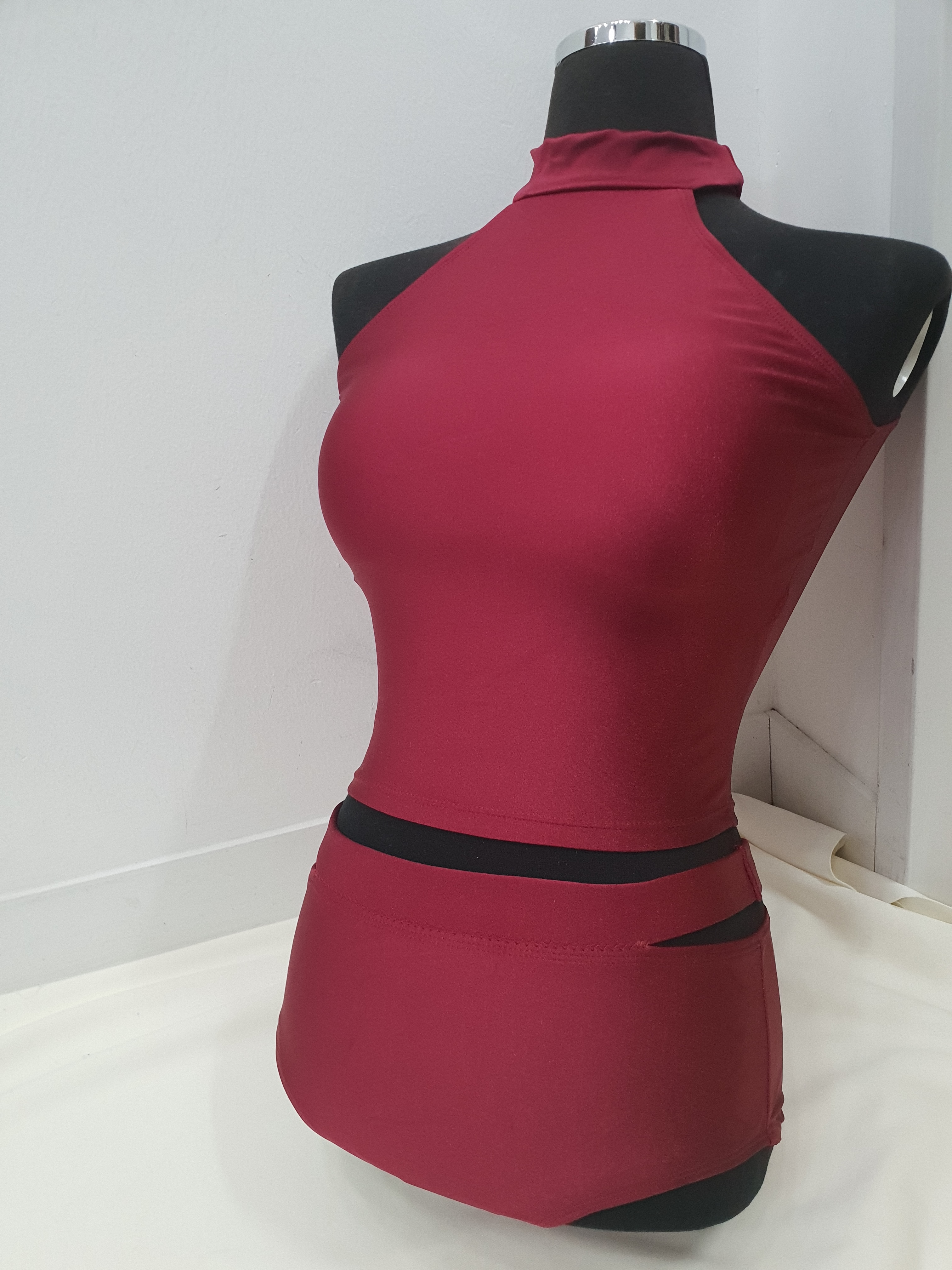 <b><p>amount All High waist Halter Two Piece bikini</p></b><b><p>両 ひらき ハイウエスト ホルターネック ツーピース ビキニ 2色 セクシーファッション</p></b><br /><br /><p align='center'>