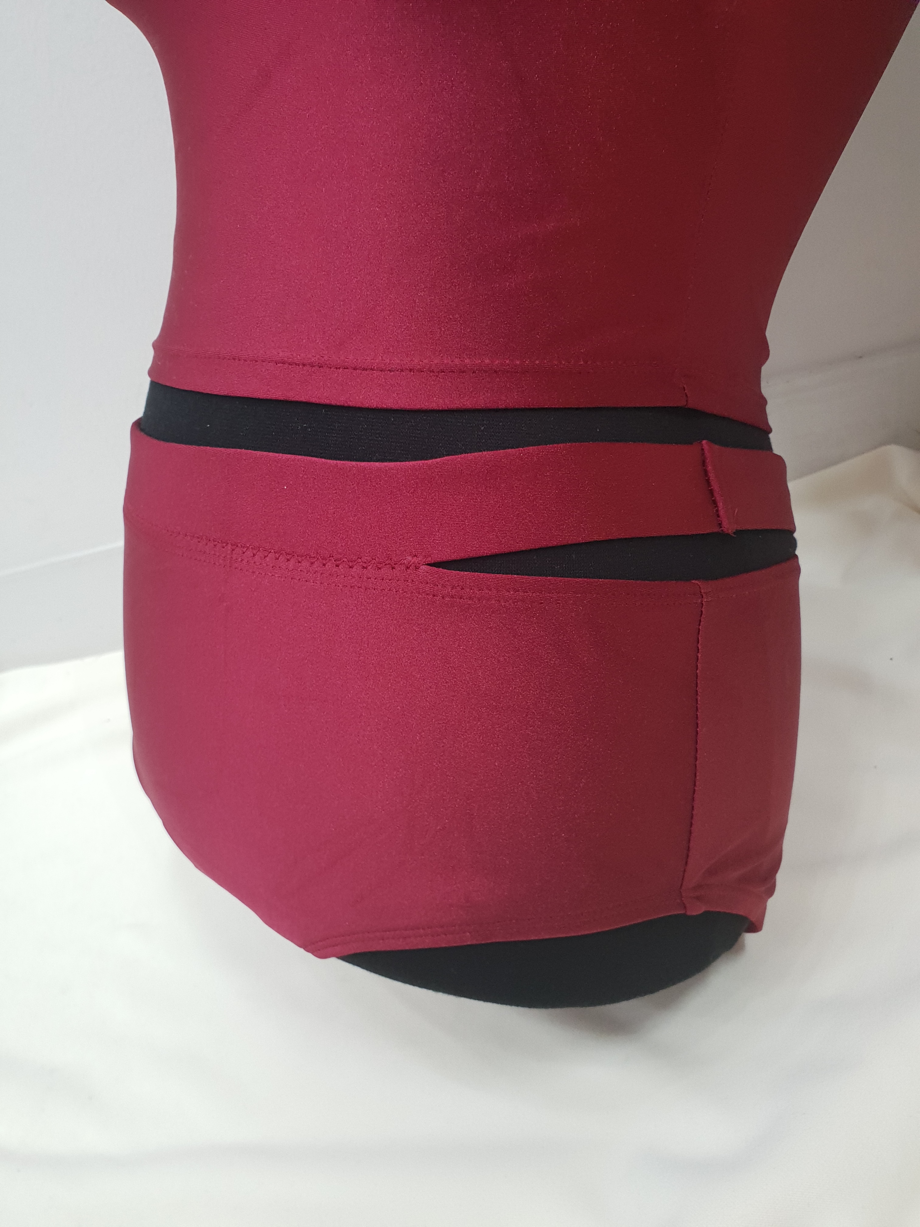 <b><p>amount All High waist Halter Two Piece bikini</p></b><b><p>両 ひらき ハイウエスト ホルターネック ツーピース ビキニ 2色 セクシーファッション</p></b><br /><br /><p align='center'>