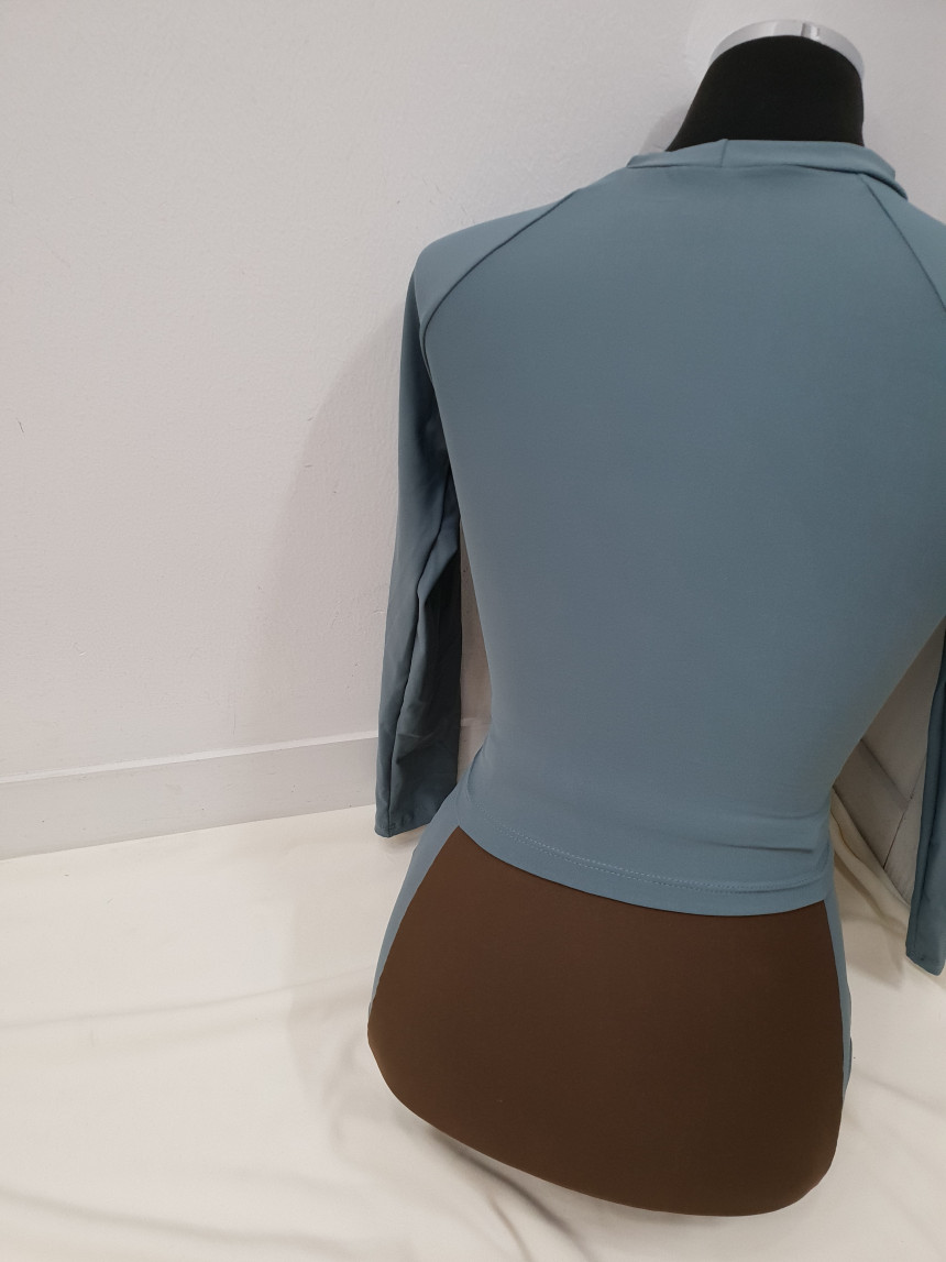 <b><p>Lg sleeve High waist Two Piece bikini non</p></b><b><p>長袖 ハイウエスト ツーピース ビキニ 清純 セクシー水着 特異な シンプルなパターン</p></b><br /><br /><p align='center'>