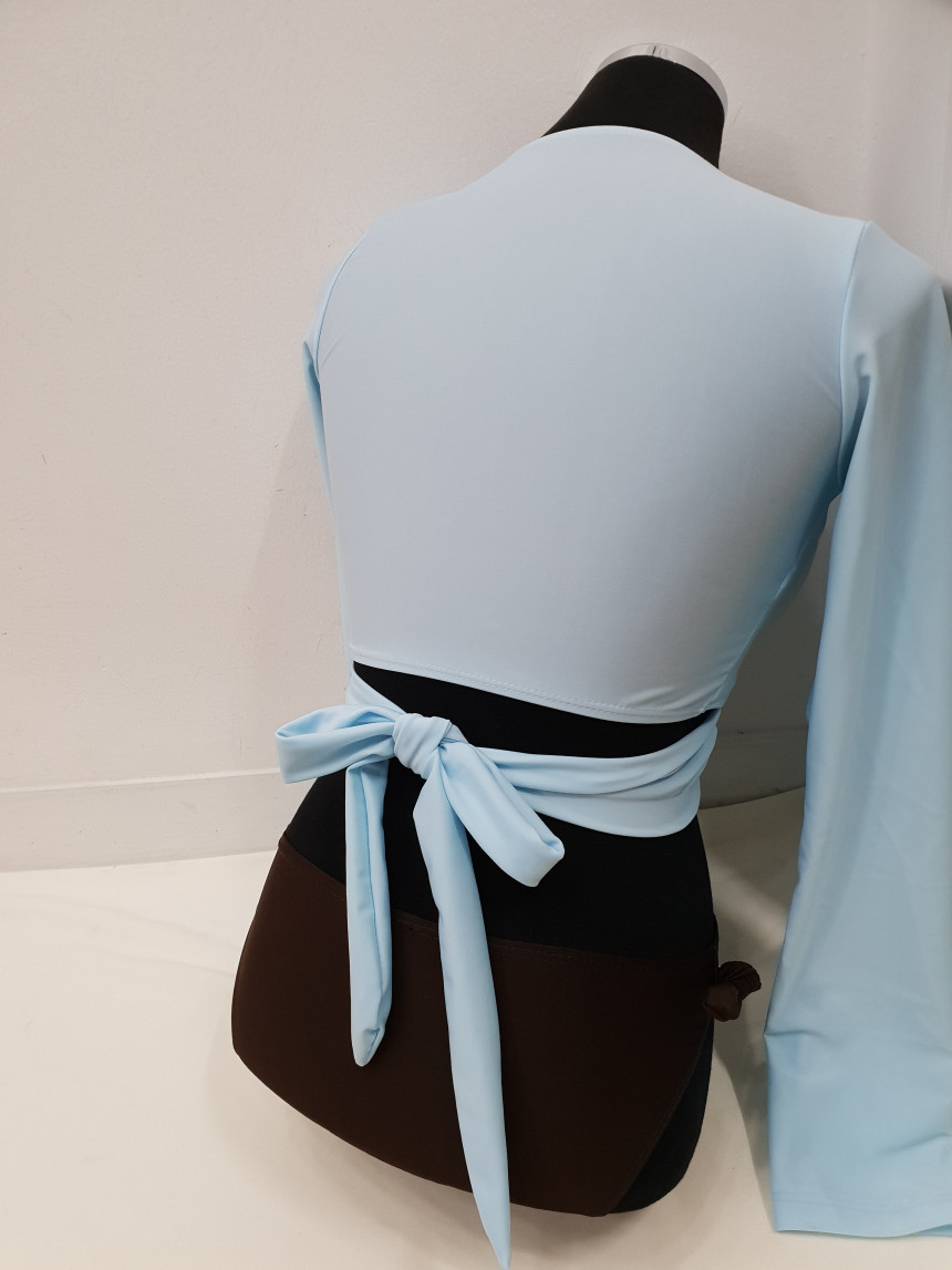 <b><p>waist lab Lg sleeve Two Piece bikini Sexy</p></b><b><p>腰 ラップ 長袖 ツーピース ビキニ セクシーなビーチウェア ラグジュアリー 女神水着</p></b><br /><br /><p align='center'>