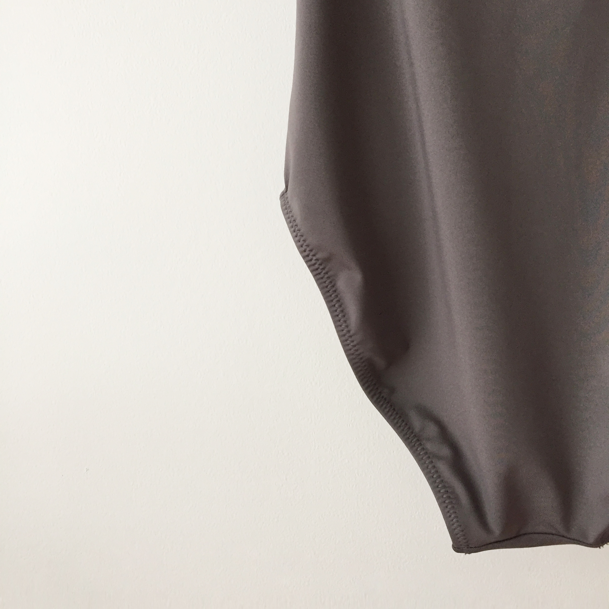 <b><p>Basic Monokini 4col summer Vacati Relient</p></b><b><p>ベーシックモノキニ 4col 夏 バカンス 弾力性のある セクシー ユニーク水着</p></b><br /><br /><p align='center'>