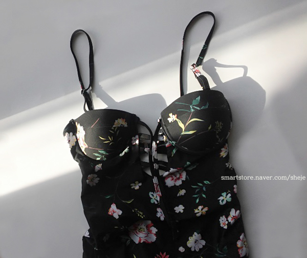 <b><p>black flower corset Monokini Clean ratio</p></b><b><p>ブラック フラワー コルセット モノキニ 清純非 セクシー水着 アイレ ハイウエストの非</p></b><br /><br /><p align='center'>