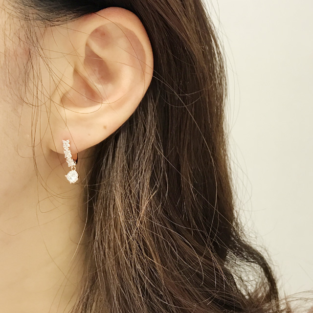 14K 골드핀 큐빅 딸랑이 웨딩 원터치 드롭 이어링 무알러지 금침귀걸이 - 상세 이미지 2