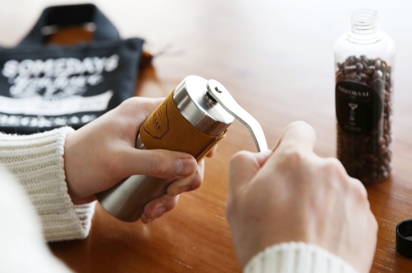 원두가는기계 수동 캠핑 가정용 휴대용 커피그라인더