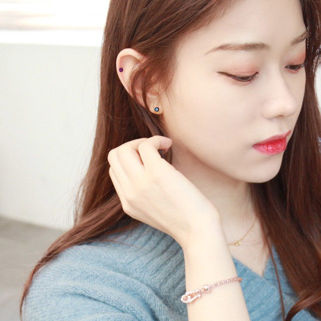 오스트리아 정품 크리스탈 티니 미니 블랙 큐빅 스톤 귀걸이 세트 남자 여자 공용 이미지 6