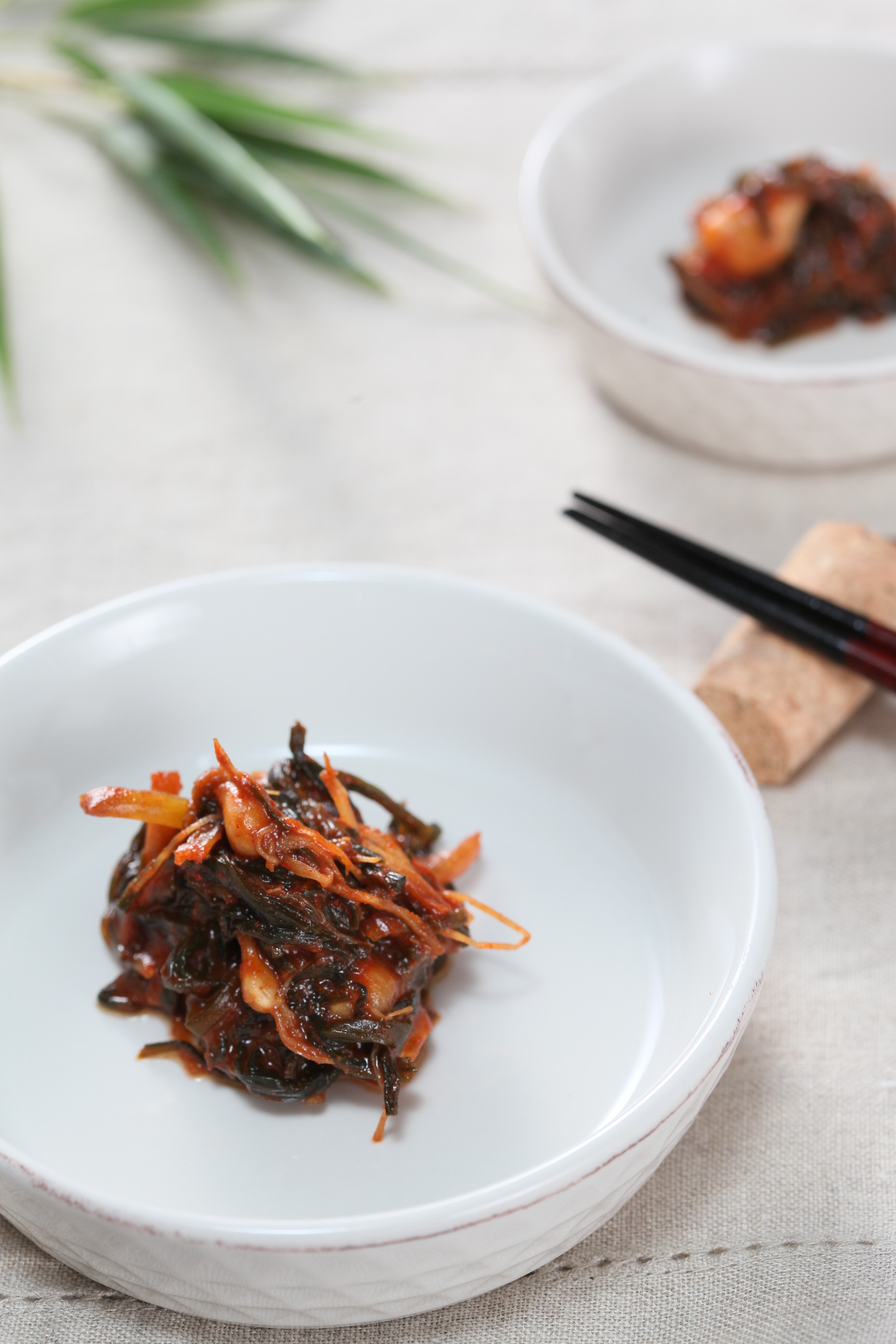 [서일농원] 서분례 명인의 '희' 선물세트 (매실장아찌 300g, 더덕장아찌 300g, 달래장아찌 300g, 깻잎장아찌 300g) - 상세 이미지 4