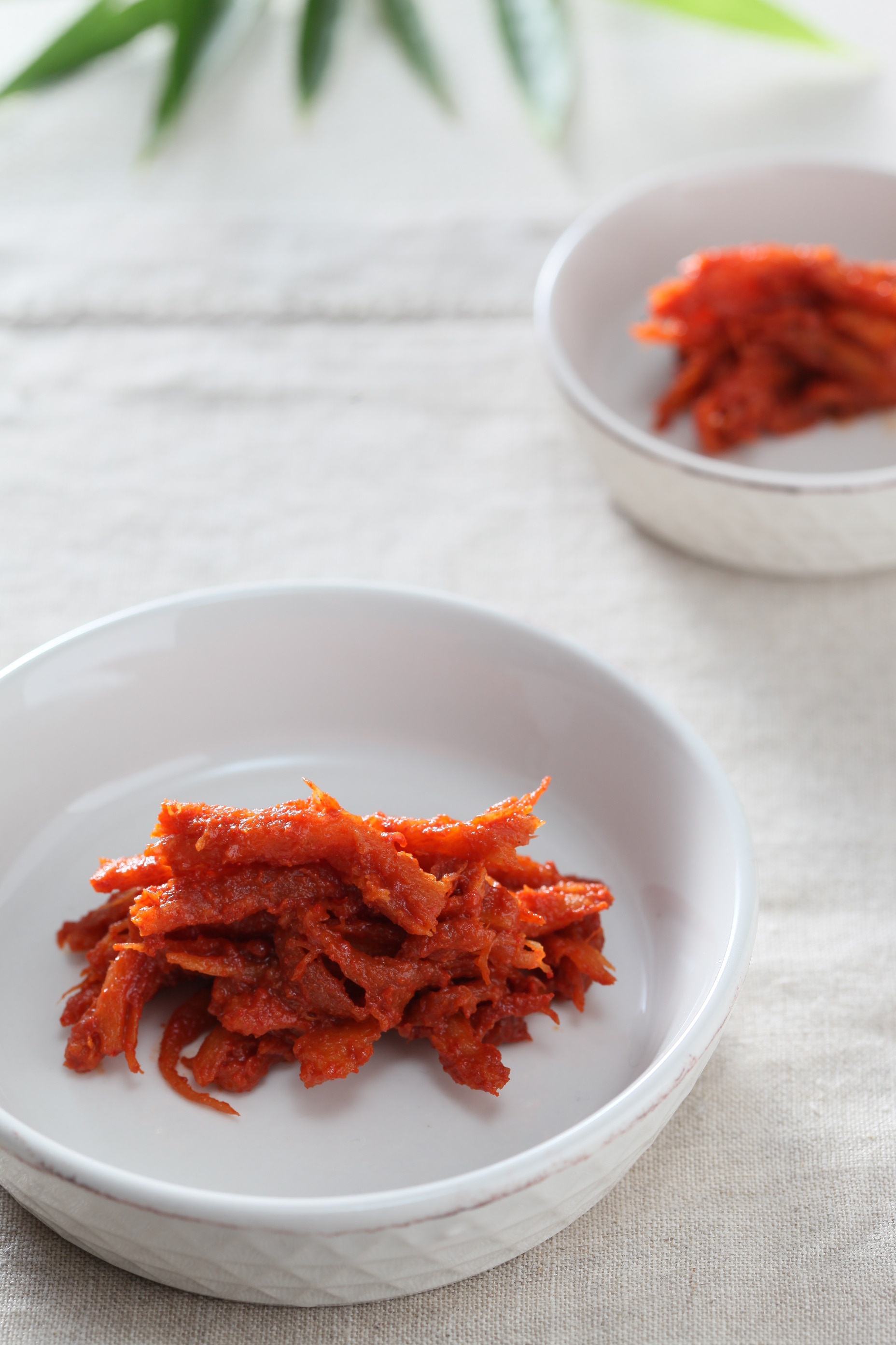 [서일농원] 서분례 명인의 '수' 선물세트 (된장 300g, 고추장300g, 매실장아찌 300g, 더덕장아찌 300g, 달래장아찌 300g, 깻잎장아찌 300g) - 상세 이미지 5