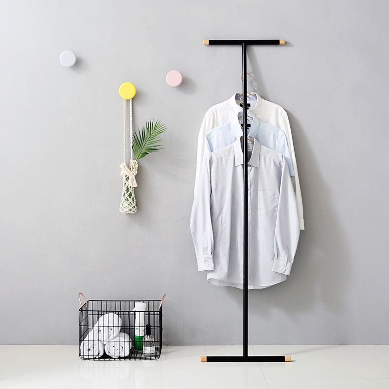 에리고 일자 스탠드 행거 옷걸이 드레스룸 철제 틈새행거 스탠딩 원룸