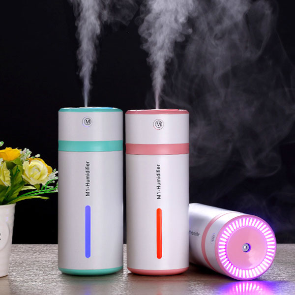 USB 미니 M1 초음파 차량용 강아지 가습기 휴대용 텀블러 무드등 탁상용 수분충전 겨울 건조한 날씨