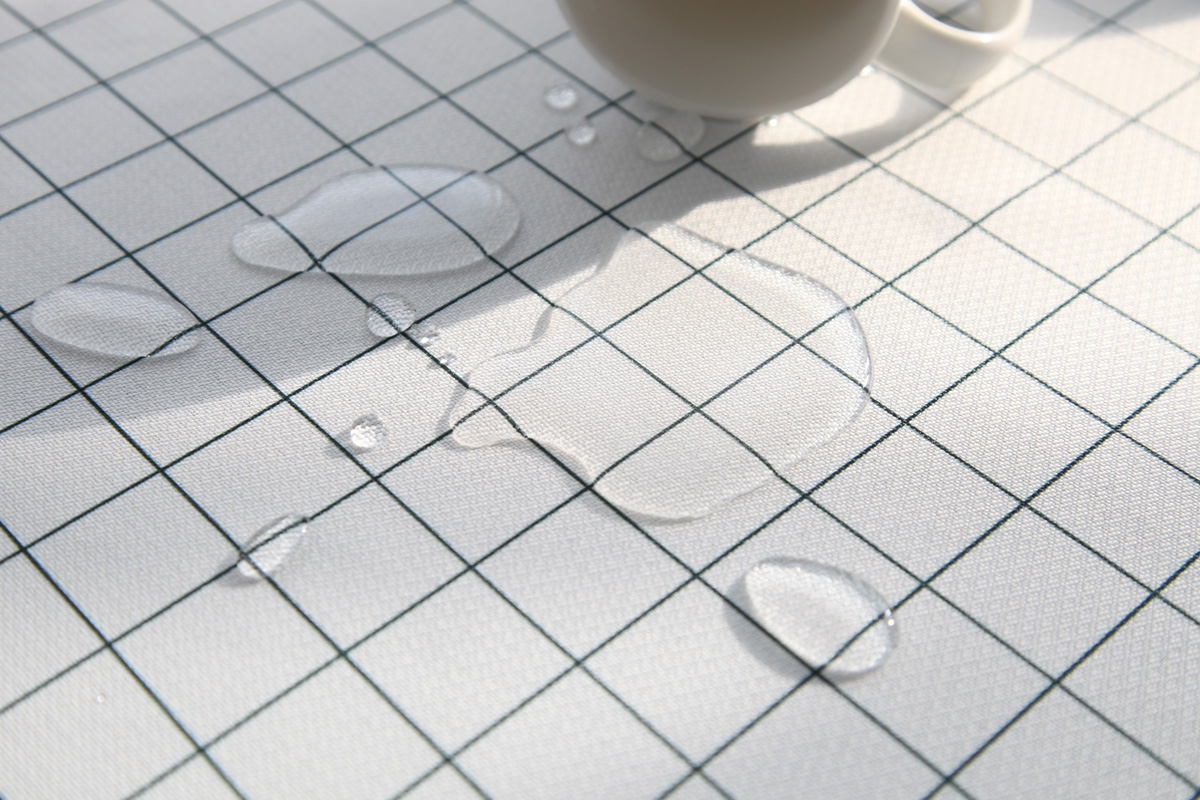 북유럽 심플 모던체크 방수 식탁보 홈카페 4인용 6인용