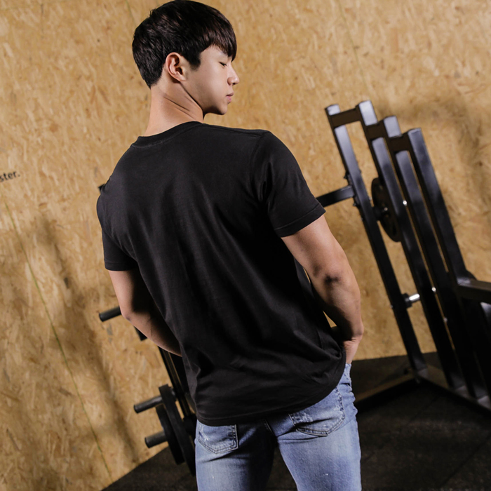 블랙몬스터핏 무지 반팔 티셔츠 라운드 티셔츠 데일리 면티 남녀 추천 티셔츠