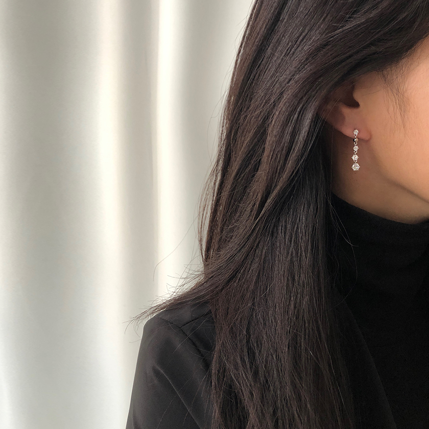 (무배/은침) 은침 샤이닝 큐빅 드롭귀걸이 - 상세 이미지 3
