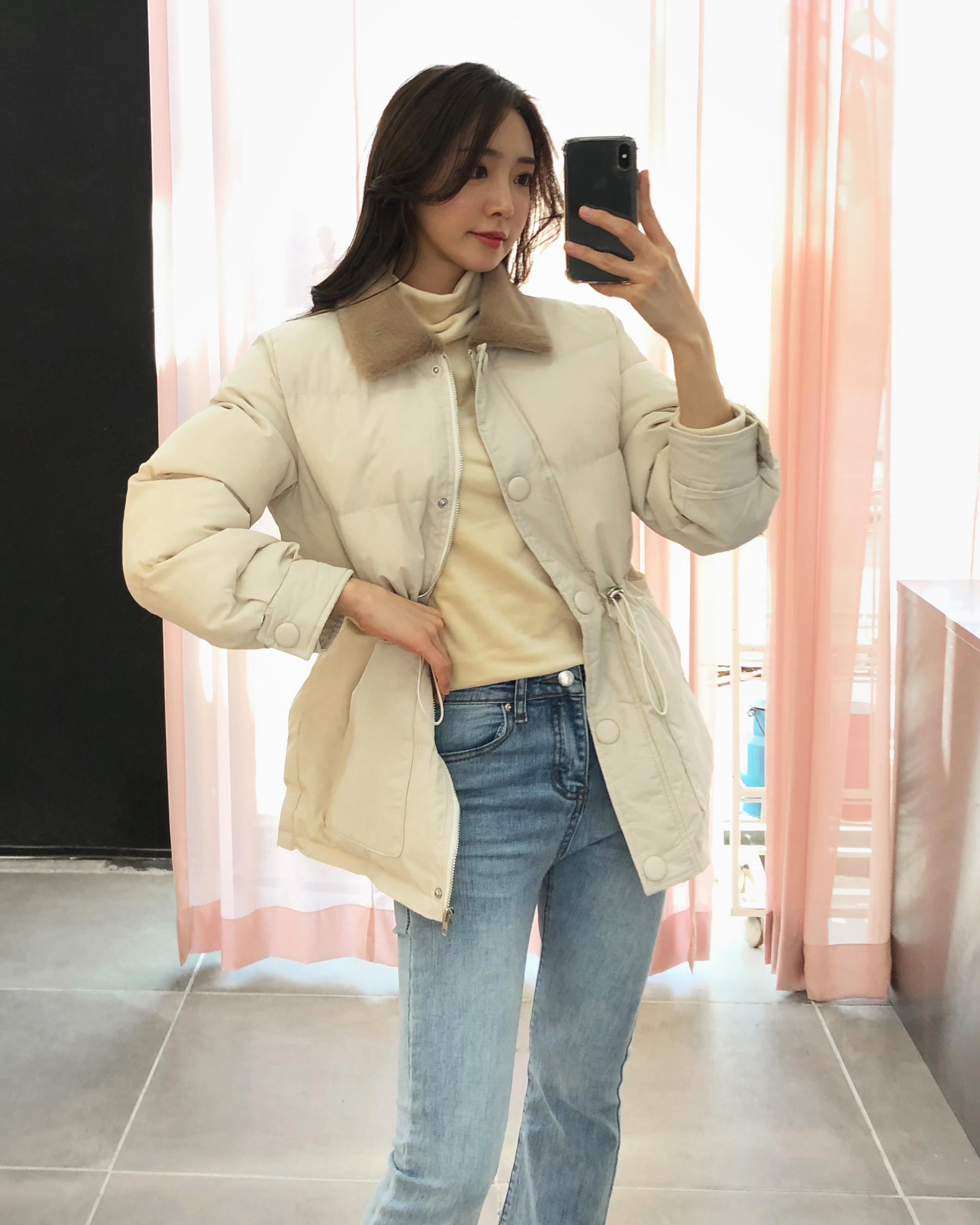 밍크 퍼카라 스트링 숏 패딩 - 상세 이미지 3