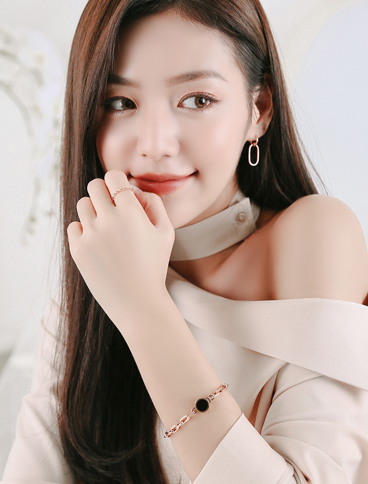 깊은 밤을 날아 14k 오닉스 우정 커플 체인 금 팔찌 깊은 밤을 날아 14K 오닉스 우정 커플 체인 금 팔찌