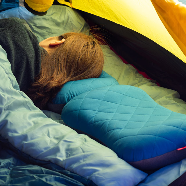 코지앤코 프리미엄 라이트 에어 캠핑베개 블루 피넛