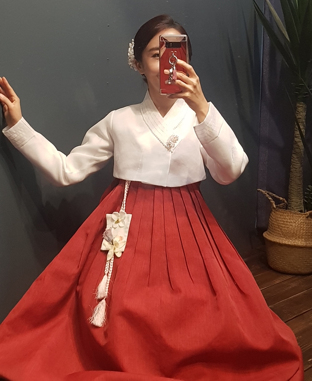 [한복대여] 루비퀸 여성 신부 웨딩 의상 - 상세 이미지 2
