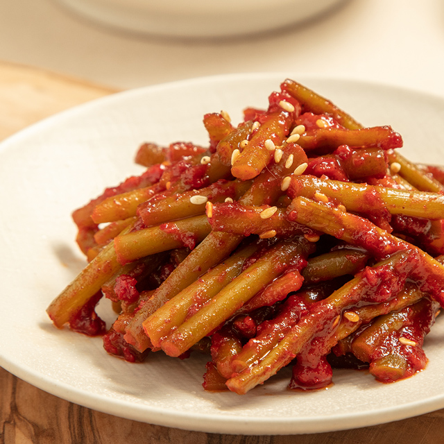 양념마늘쫑무침 1kg 마늘쫑 양념 반찬 무침 대용량 - 상품 이미지