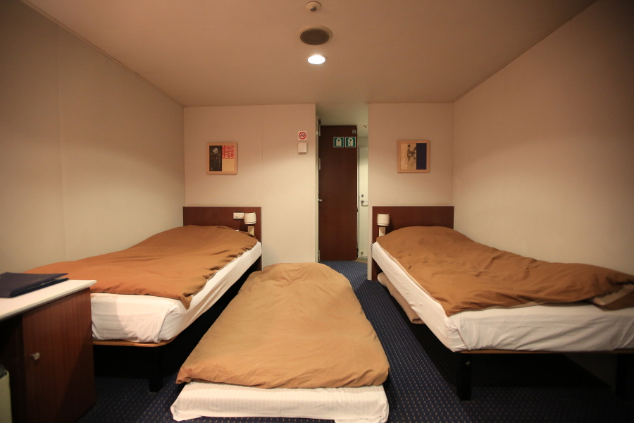 뉴카멜리아호 부산 후쿠오카 편도 왕복 배편 카멜리아 승선권 일본 선박 전문 여행사