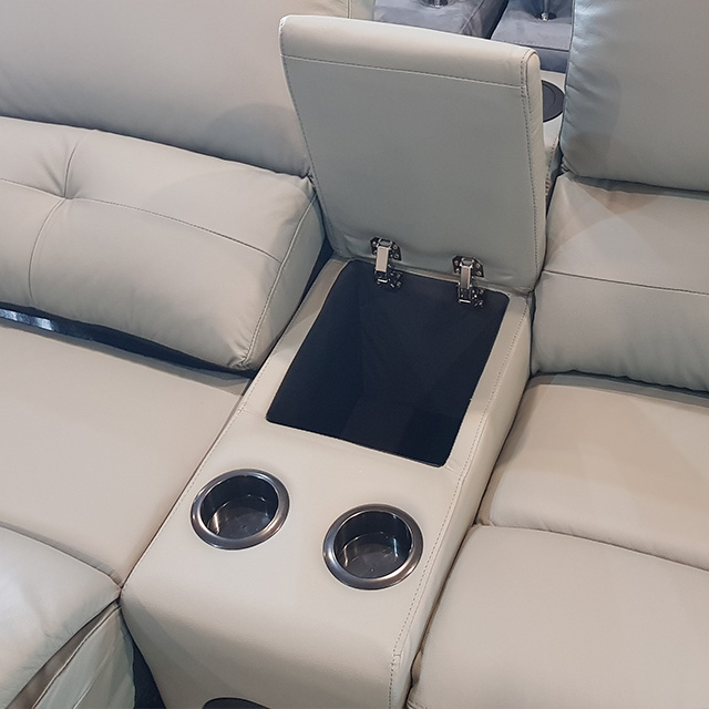 스코나 피르카 이태리 천연 면피 가죽 4인 컵홀더 전동 리클라이너 소파