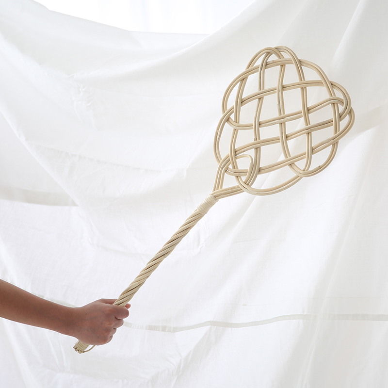 라탄 먼지털이 먼지떨이개 침구청소 이불 커튼 텐트 러그 등나무 감성