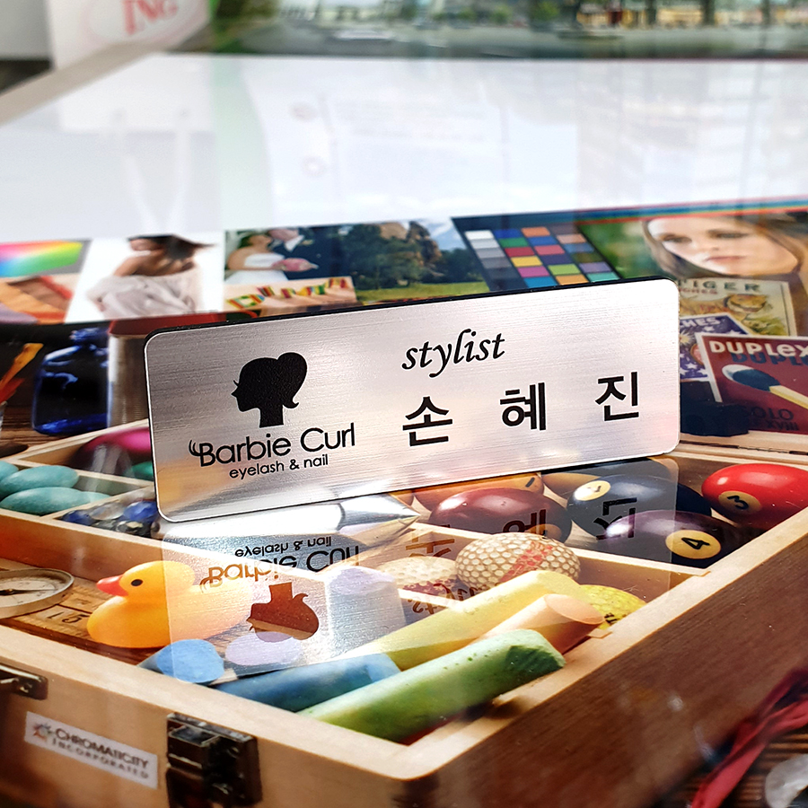명찰 금속아크릴 명찰제작 6x2 부착없음 병원 호텔 이름표제작 이미지 3