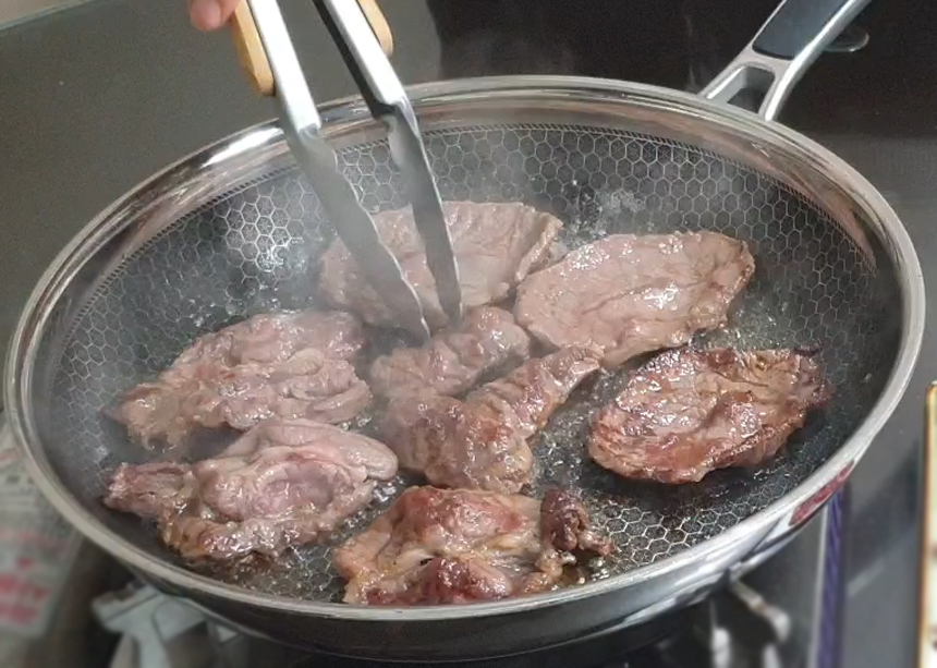 ++1등급 엄마네 한우 투뿔 구이용 아롱사태 소고기 사태 - 상세 이미지 4