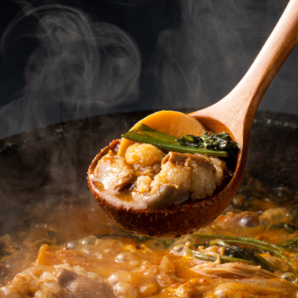 [전재료 국내산]수영골목길곱창 한우곱창 캠핑 전골 안주 홈파티 밀키트 보통맛 2인 1세트