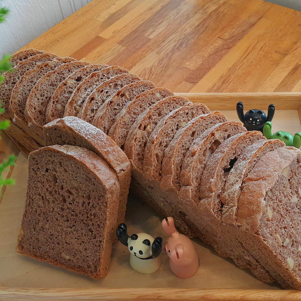 뺑콩플레 100% 통밀식빵 1kg 건강 간식 비건 베이커리 샌드위치 식빵 맛집 통밀빵