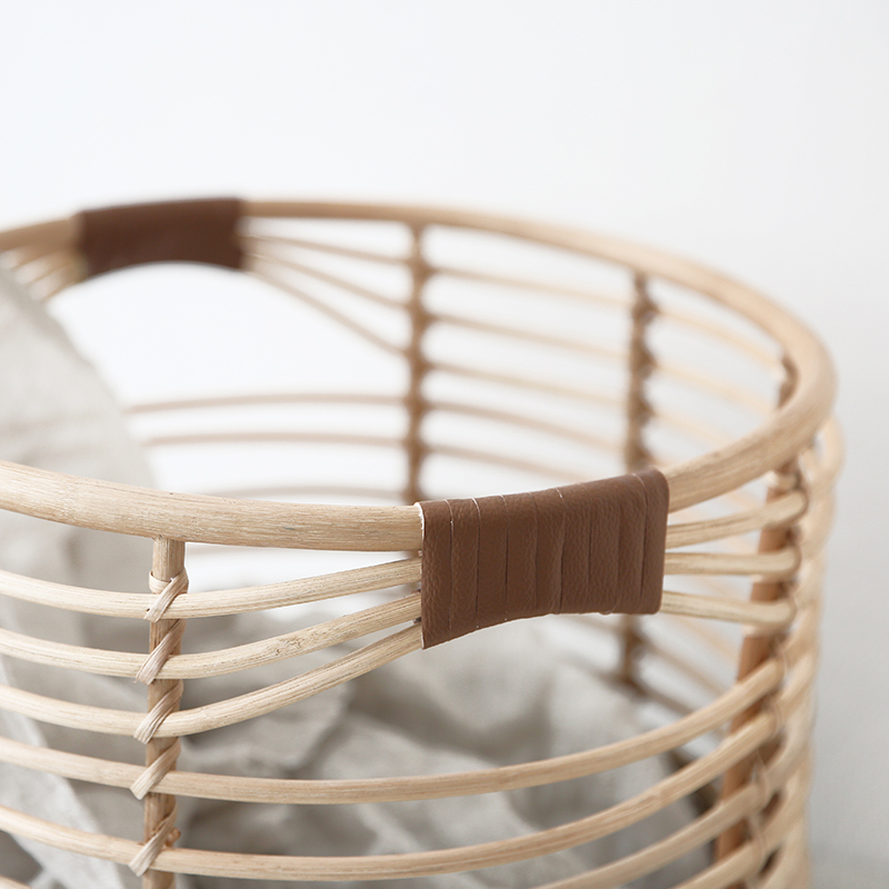 라탄바구니 가죽손잡이 수납 바스켓 정리 세탁 대형바구니 인형 빨래 담요