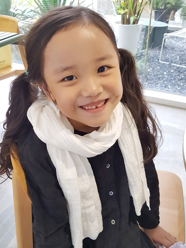 두툼한 3중거즈 유아 머플러 아동 목도리 - 메인 이미지