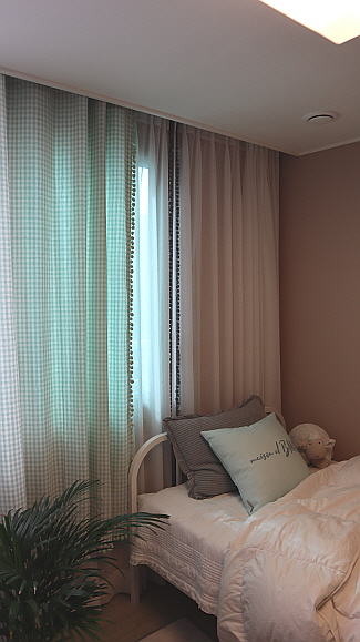 (맞춤제작)노랑체크 민트체크 (폼폼) 유아 키즈 아이방 작은창 가리개커튼