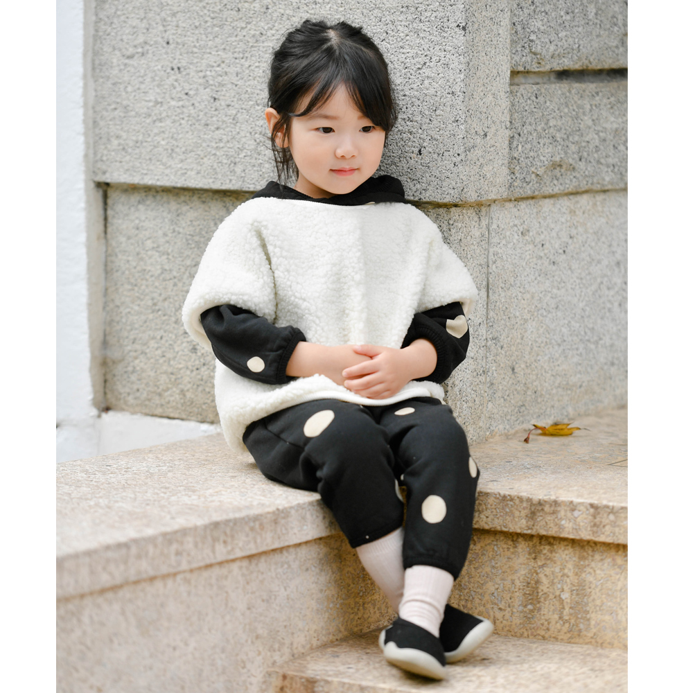 모모 덤블 후리스 인조퍼 겨울 반팔 여아 아동 남녀공용 아이보리 인디핑크 루즈핏 - 상품 이미지